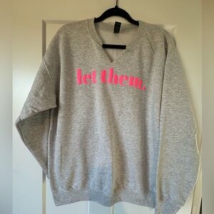 Gildan Gray Heavy Blend Sweatshirt